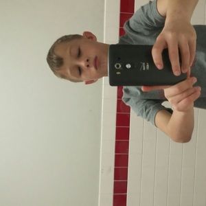 Meet your Posher, Hunter